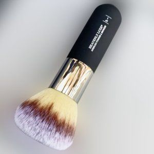 It Cosmetics HEAVENLY #1 Luxe  Airbrush Powder & Bronzer Brush New!